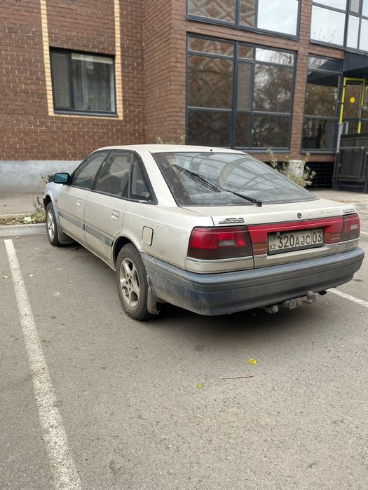 Мазда 626, хэтчбек