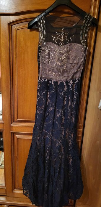 Rochie eleganta pentru doamne/ domnișoare