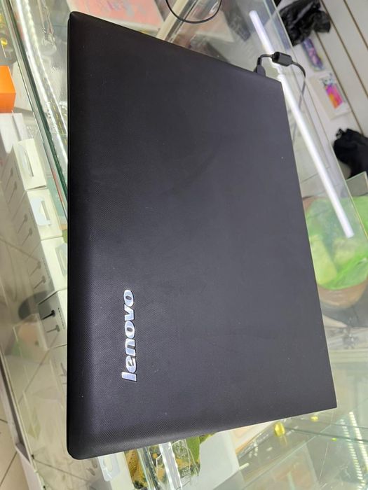 Ноутбук Леново сатылады
