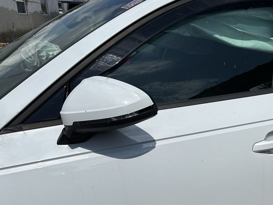 Oglinzi / Oglinda stanga, Oglinda dreapta Audi A4 B9 2016-2024
