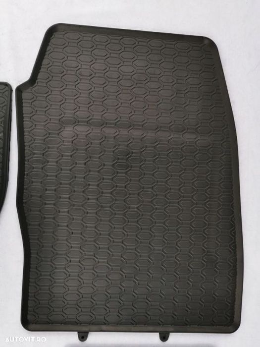 Covorase cauciuc Ford Focus 3 ( 2010 -2018 )