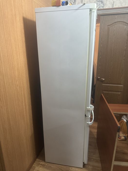 Продается холодильник
