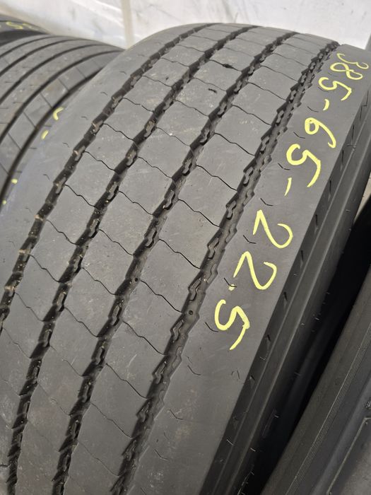 385 65 22,5 2x sava 1x pirelli