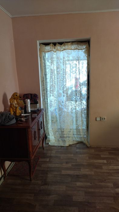 Дом, 50 соток земли.