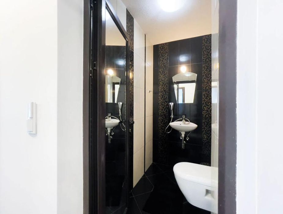 Дава се под наем Тристаен апартамент в София, Дианабад - 140 кв.м за 1099 € - Снимка #9