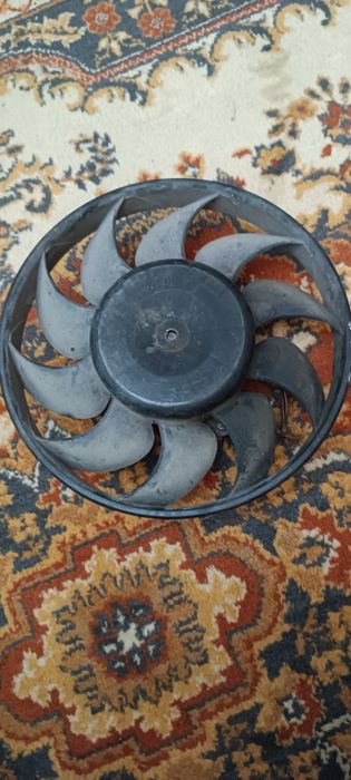Продам вентилятор охлаждения