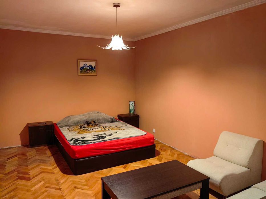 Апартамент под наем в Света Троица