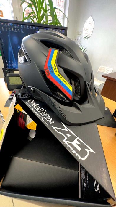 Casca Troy Lee A3 MIPS Uno Black 2024 MD/LG