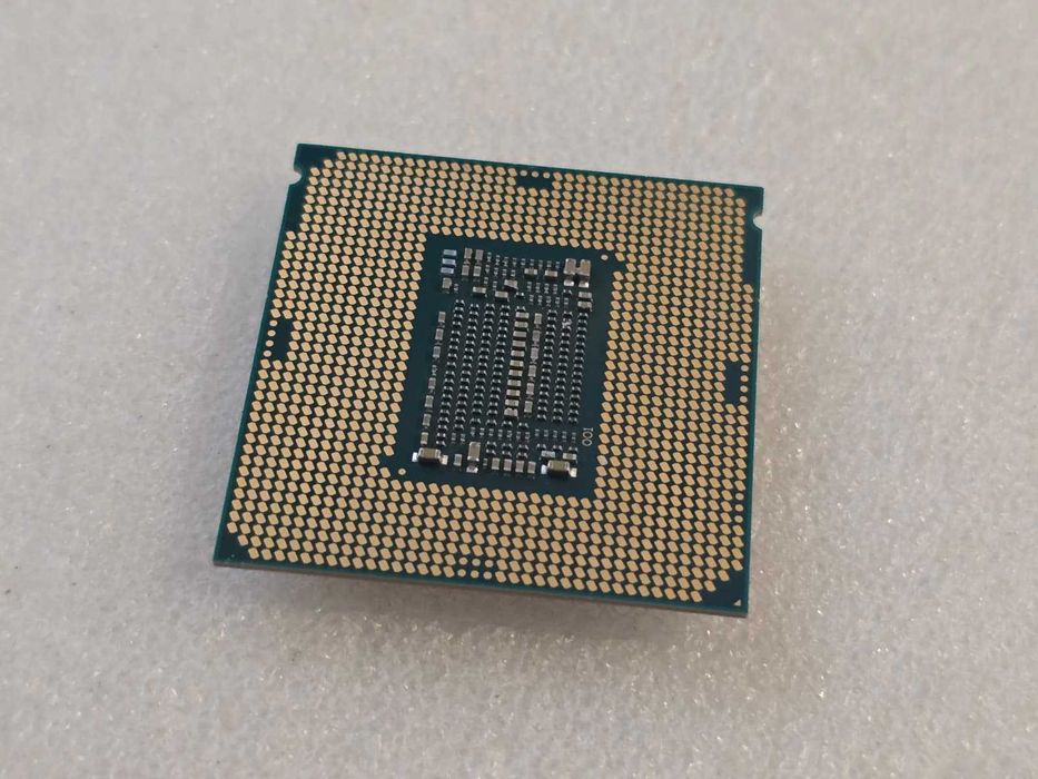 i7 8700 second hand si noi de vanzare • Anunturi • OLX.ro