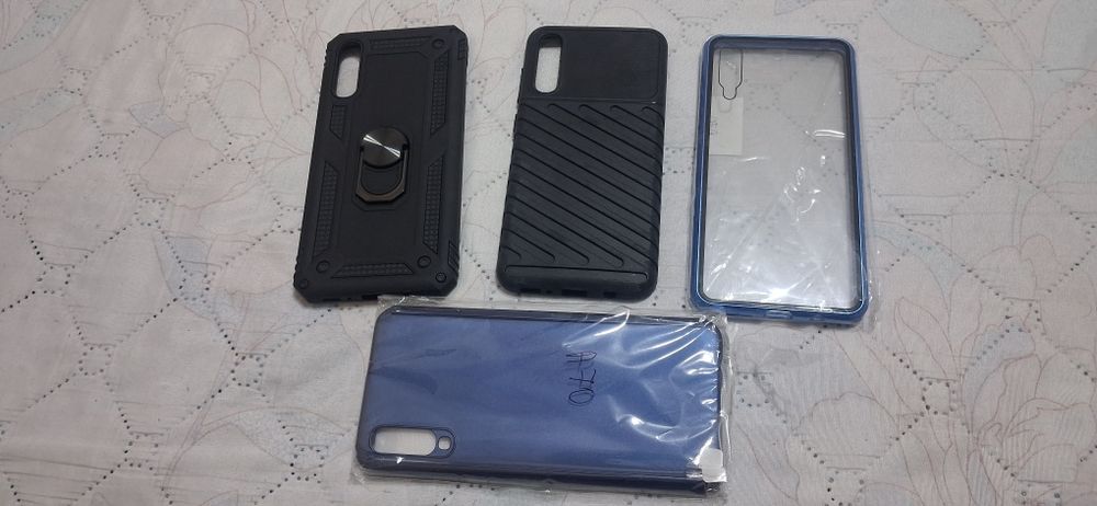 samsung galaxy A70+чисто нови слушалки Lenovo+чисто нова Bluetooth колона Леново+нов стъклен протектор+ кейс