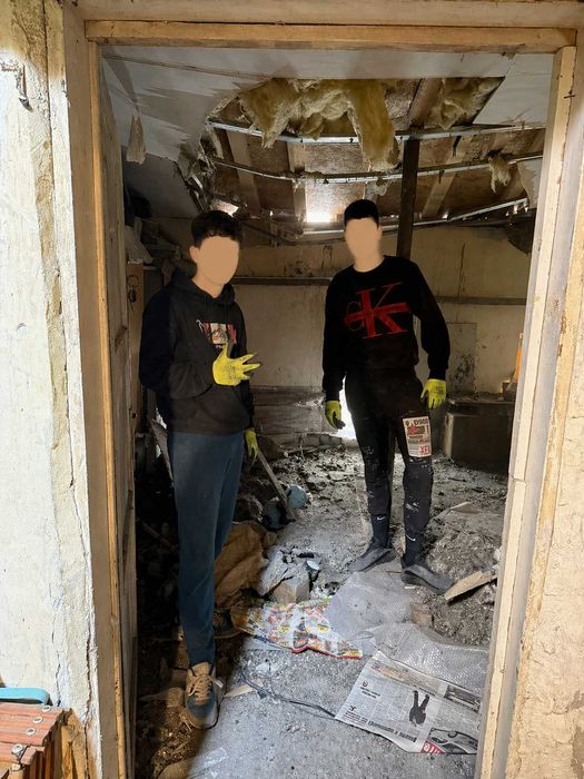 Почистване на стари сгради,мазета,тавани и помещения преди и след ремонт!