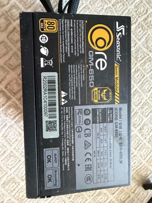 Sursa PC Gaming Corsair Seasonic Cougar 550W si 650W Multe Variante