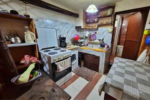 Къща в село Борован обл. Враца .