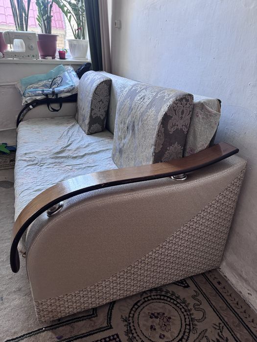 Продам диван раскладной