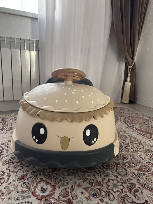 Продам машинку на пульте