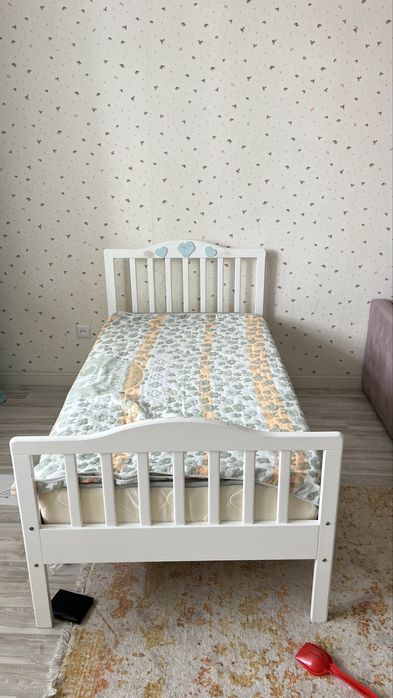 Кровать детская одна штука