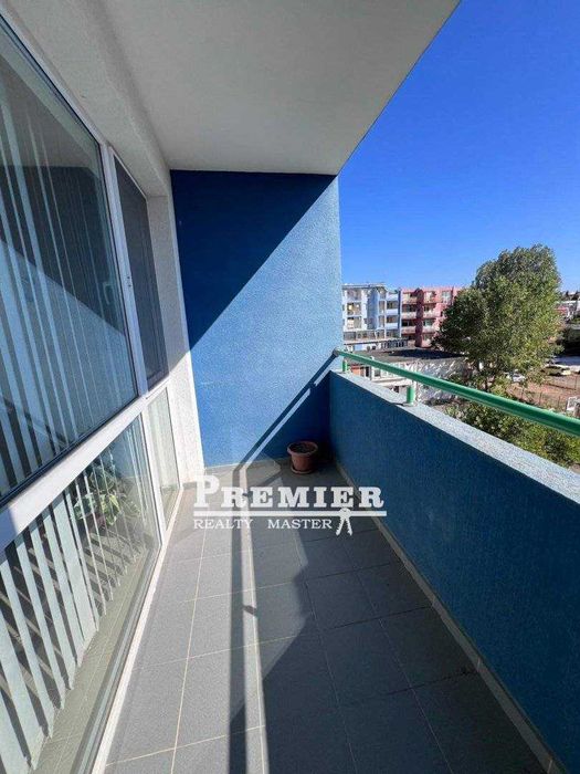 Продава се Двустаен апартамент в к.к. Слънчев бряг - 60 кв.м за 1150 €/кв.м - Снимка #4