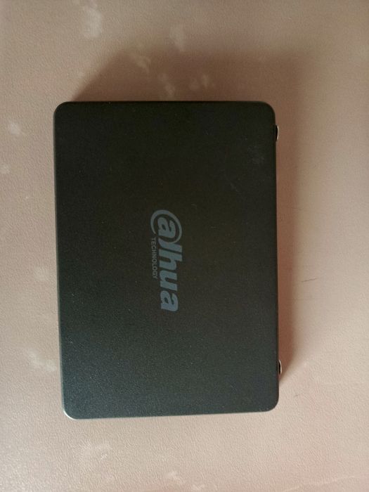 Ajhua technology sata ssd 512GB sotiladi