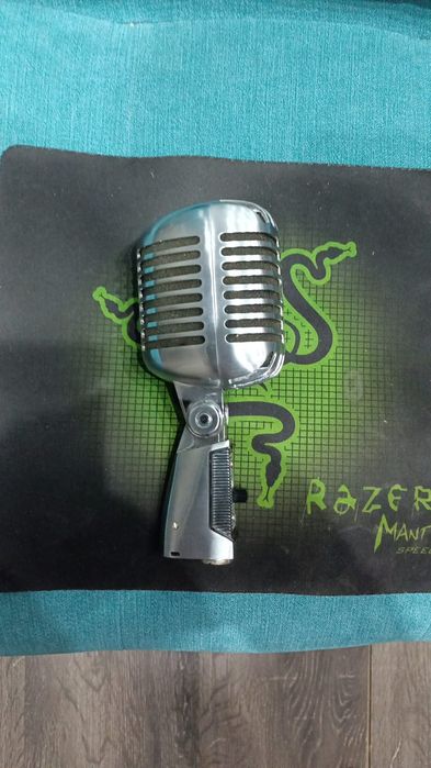 Продам микрофон SHURE series 11