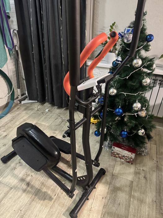 Эллиптический тренажор