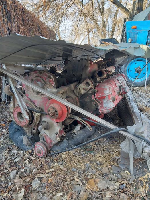 Трактор ДТ 75 гусеничный