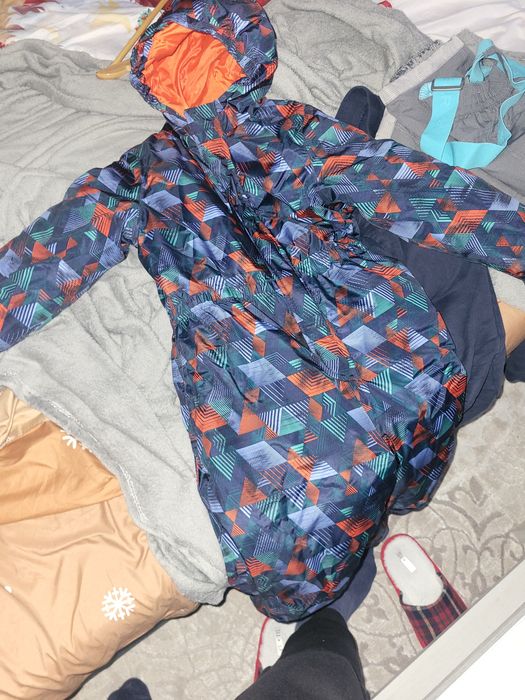 Vând combinezon copii 116-122