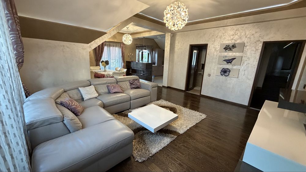 Inchiriez apartament la casa pe Calea Dumbravii