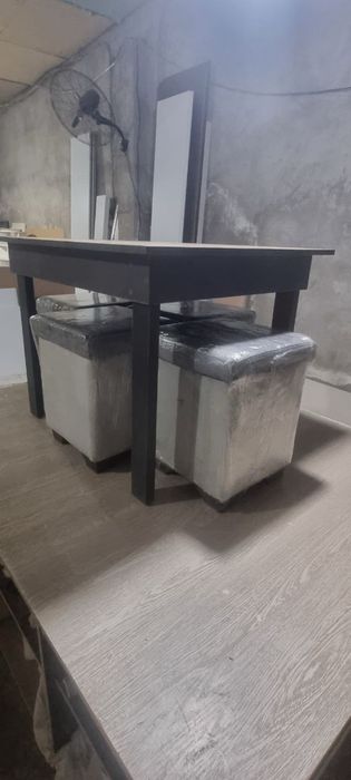 Пуфик и Стол сотилади янги