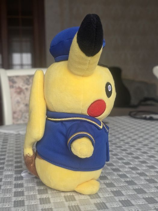 Игрушка Пикачю "Мастер Метро Станции"