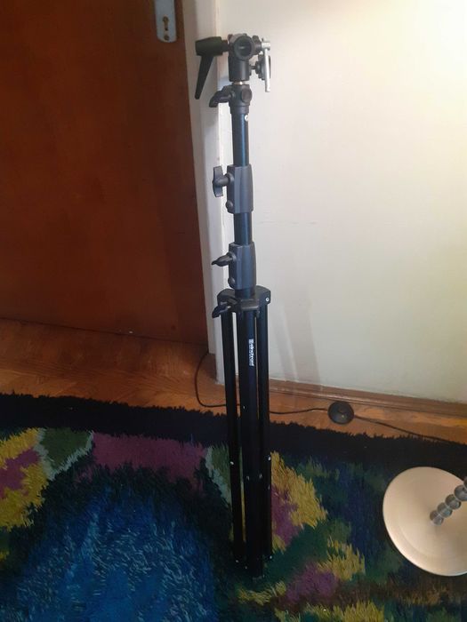 Trepied Elinchrom tripod air Click 105-244cm+adaptor Manfrotto MF 026