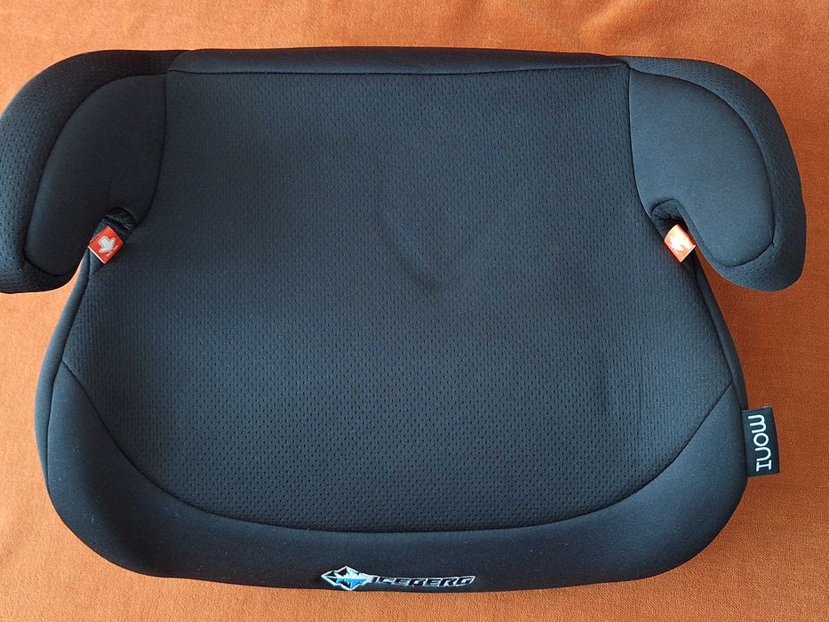 Înălțător auto - buster 15-36 kg Moni Iceberg Black