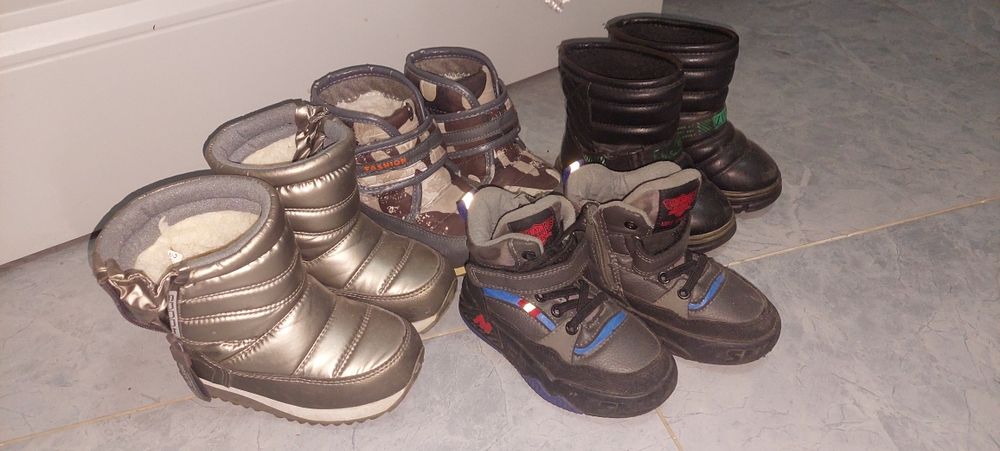 Деткая зимняя обувь