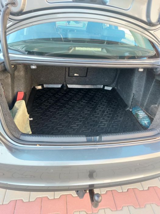 Volkswagen JETTA 1.6 TDi