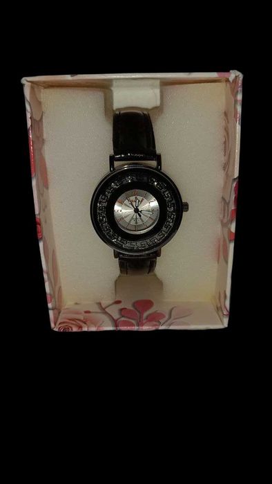 Часы женские наручные