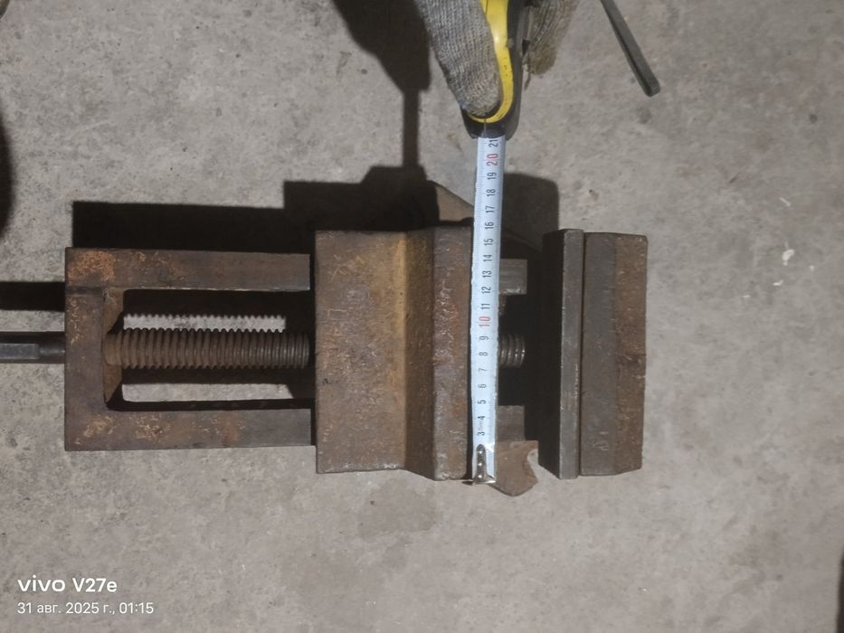 Продам тиски станочный