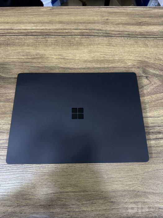 Micrasoft surface