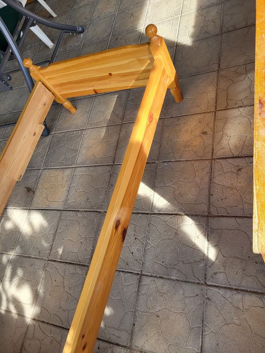 Продавам детски легла дървени