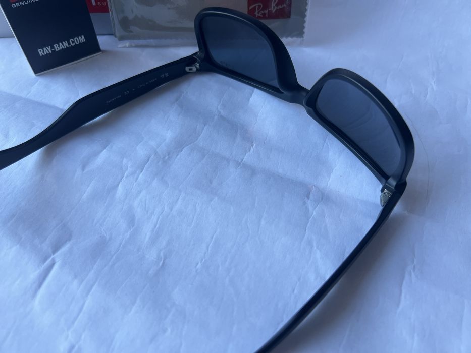 Ochelari de soare Ray Ban 4165 Justin Polarizati Noi