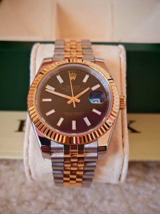 Луксозен Часовник