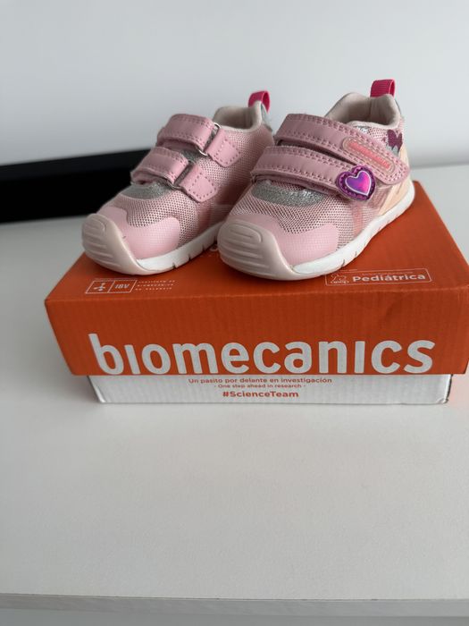 Adidași fete Biomecanics – mărimea 20