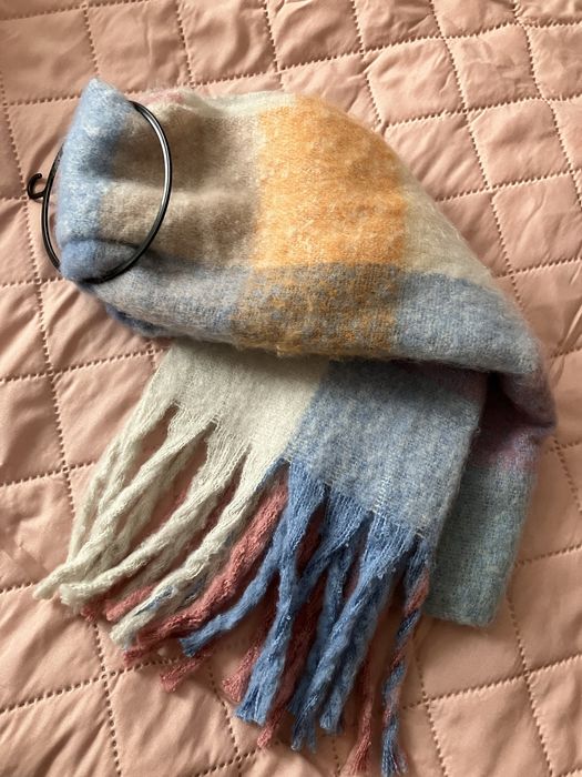 Нов шал Sinsay