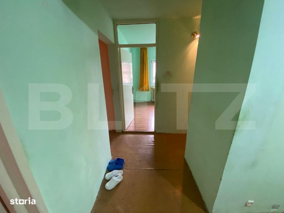 Apartament cu 4 camere, decomandat, 78 mp, 2 bai, et intermediar, Damb