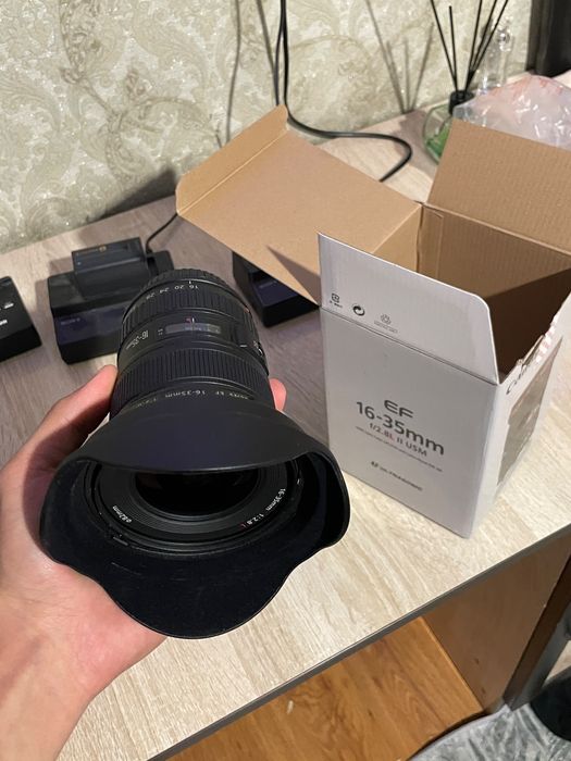 Canon 16-35 2.8G 2покалния