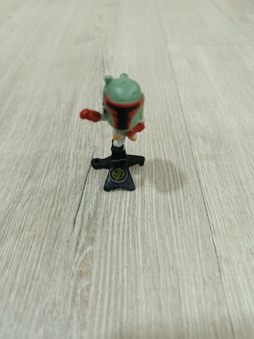 Фигурка из киндера