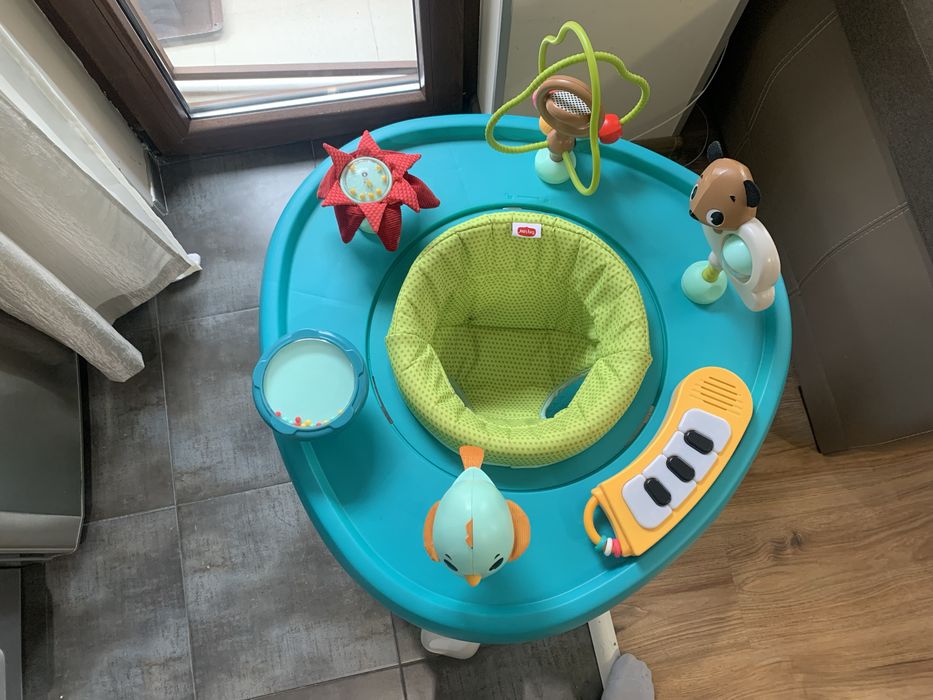 Активен център за бебе Tiny Love