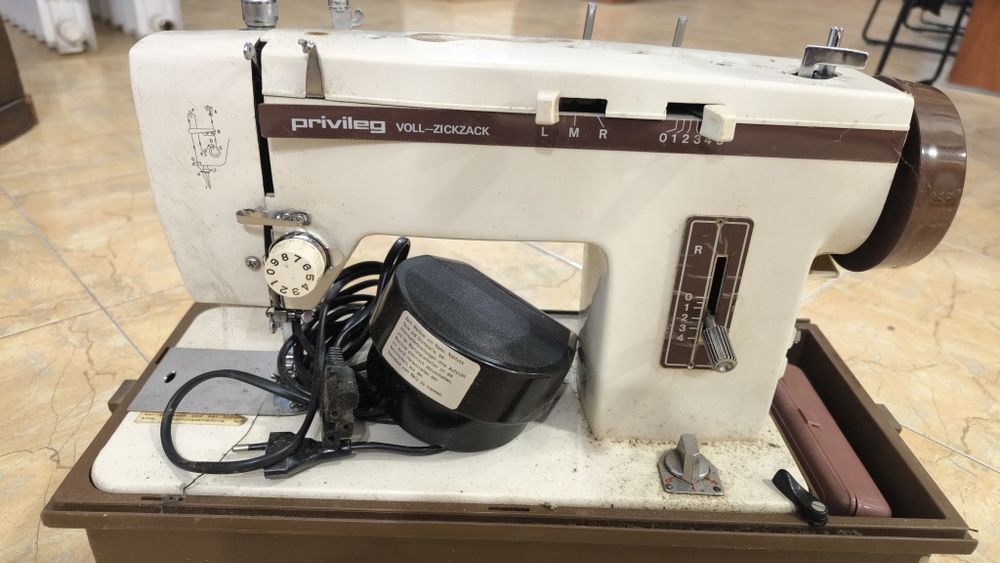 Ръчна шевна  машина