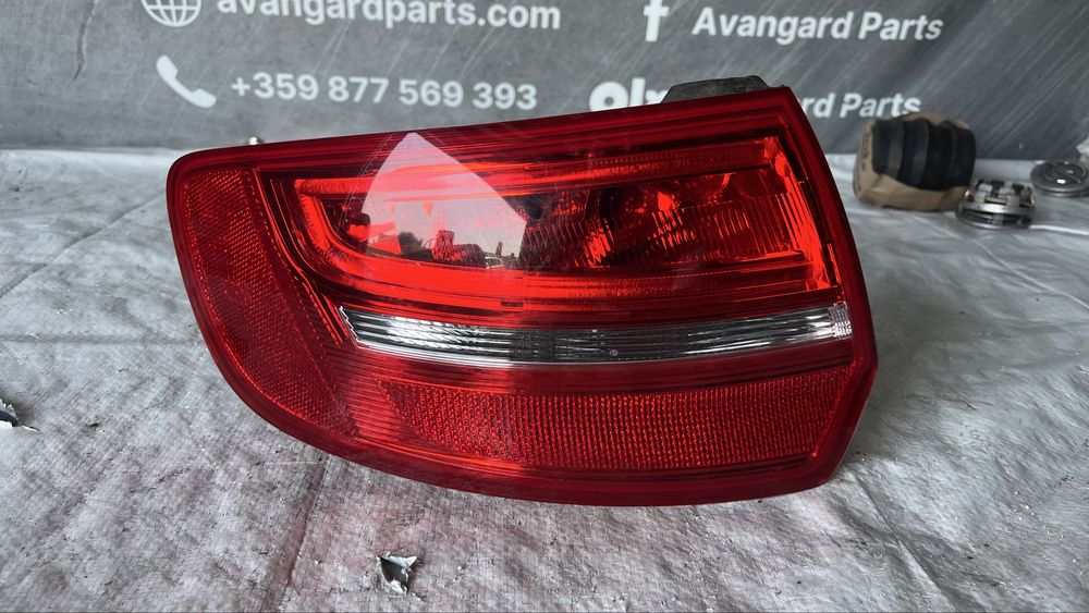 2 броя Десен и 3 броя ляв стоп Audi A4 B8 (2007-2015)