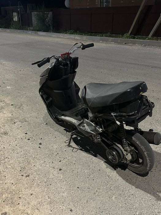 Продам мопед м8 про