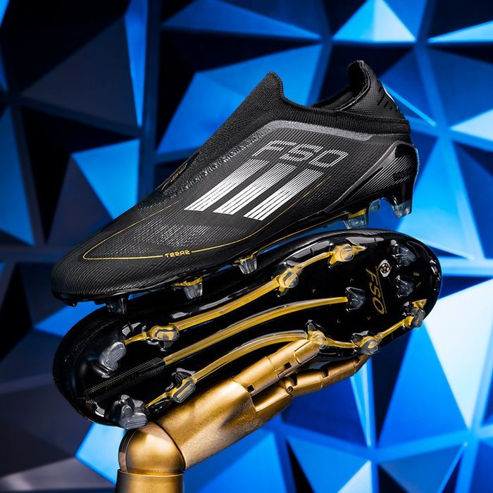 Adidas F50 butsa va sarakanoshkalar