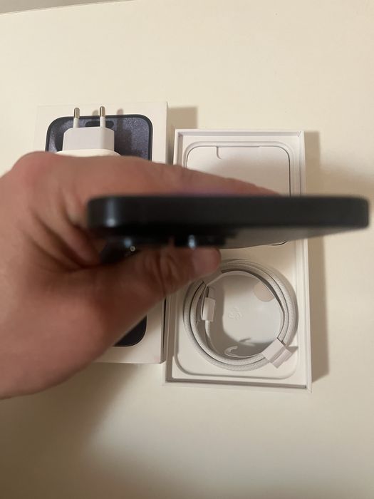 Iphone 15pro max 256GB 90% bat